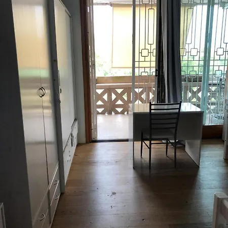 Eur Garden House - Parking Included Apartment *