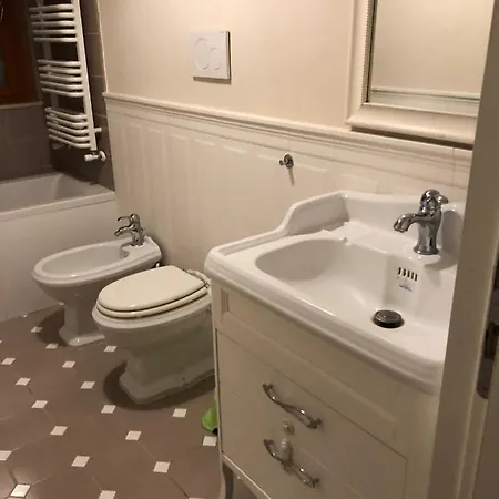 Apartment Eur Garden House - Parking Included Rom