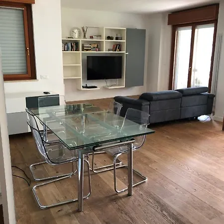 Eur Garden House - Parking Included Apartment Rom